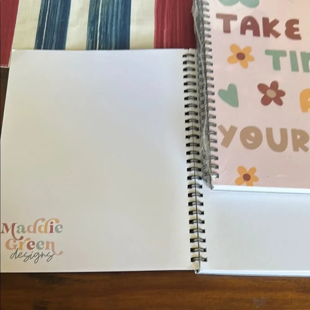 madiee green design spiral notebook